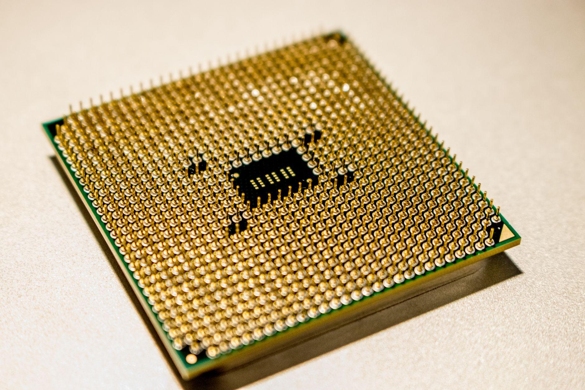 量子计算投资升温：硅臻芯片完成超亿融资，光量子路线为何受资本青睐？