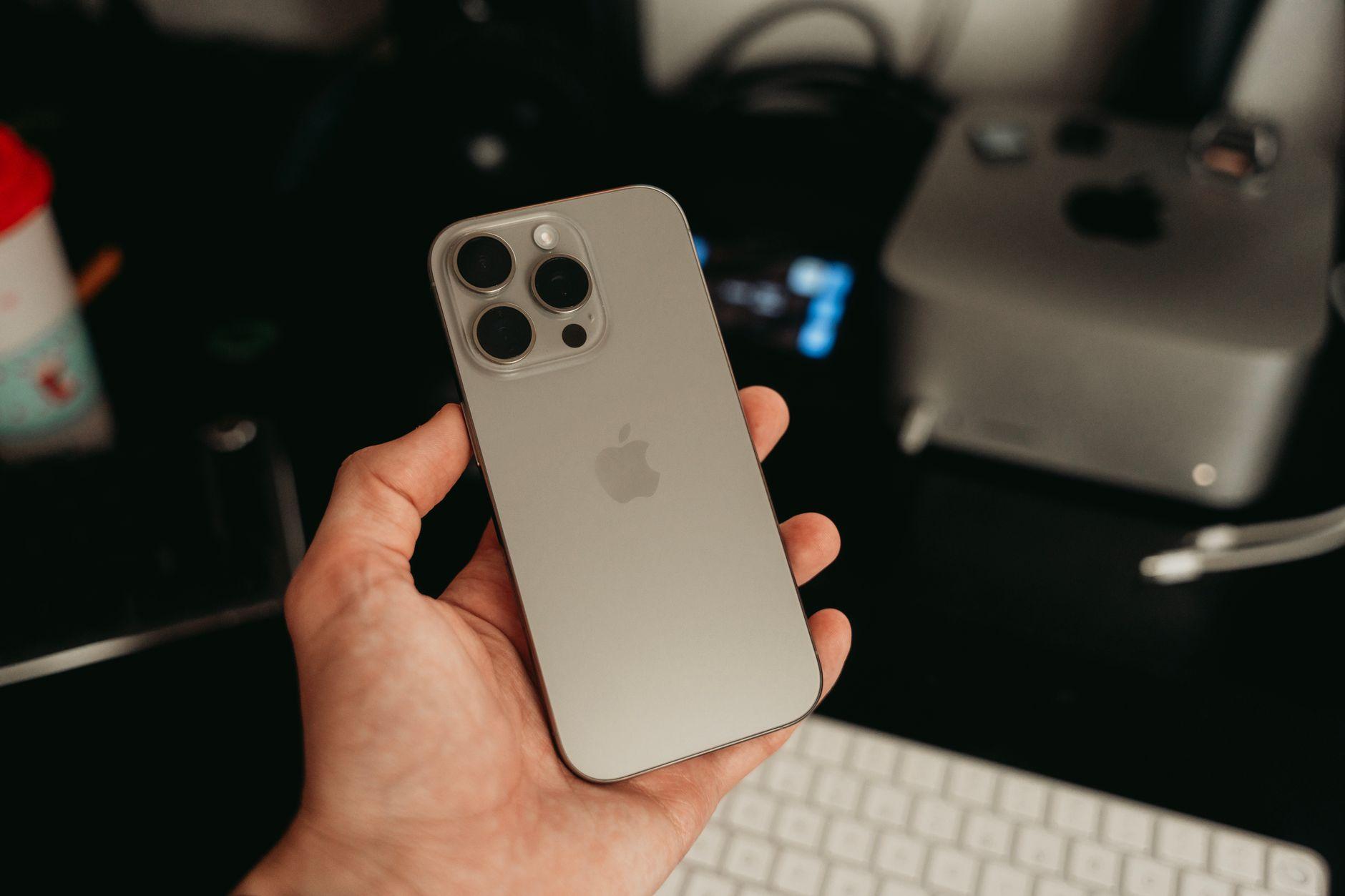 iPhone 18 Pro 无卡槽设计延续，eSIM 地区名单不变背后有何考量？